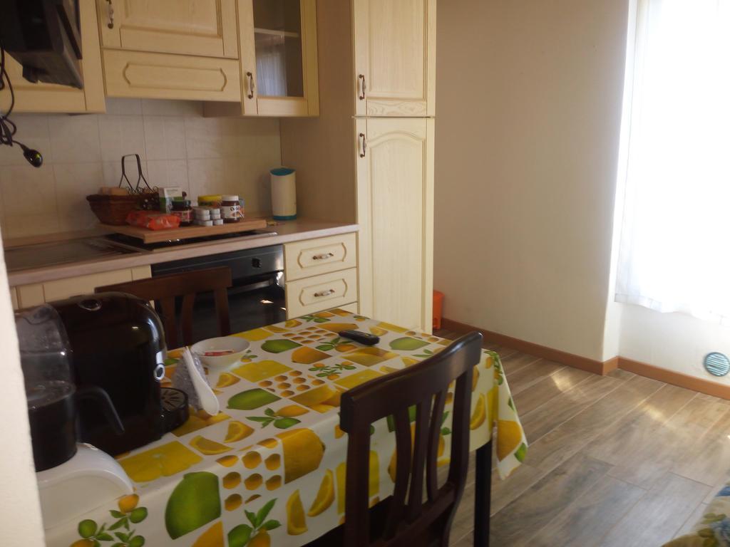 La Villa Morandi Marzio Luaran gambar