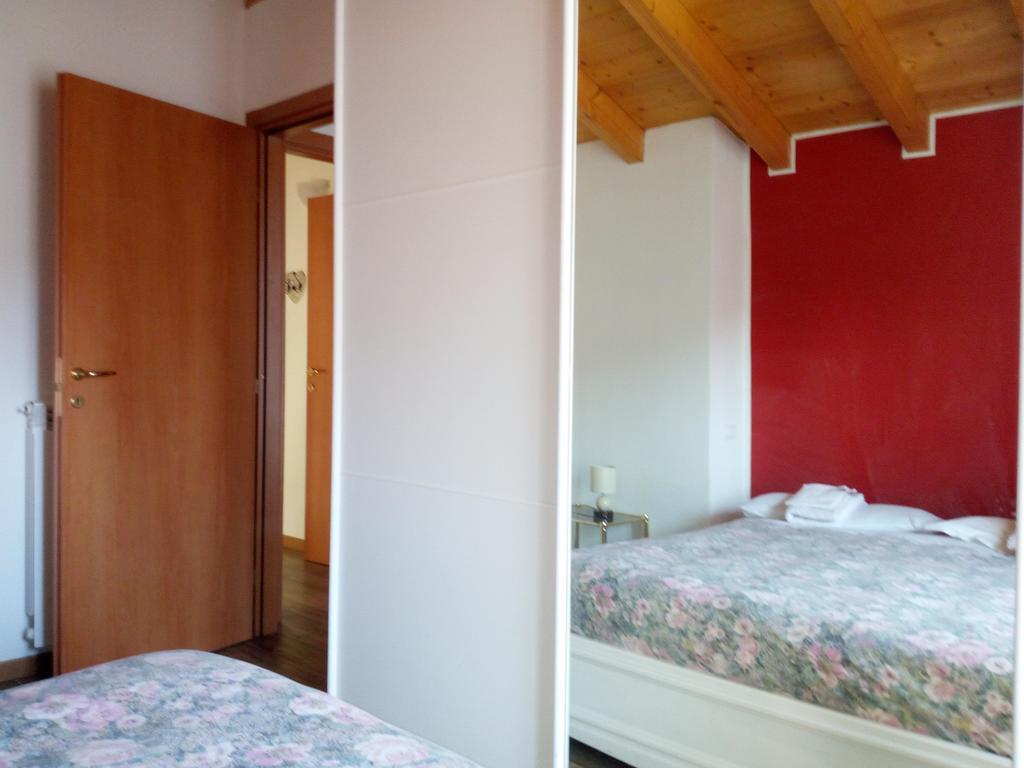 La Villa Morandi Marzio Luaran gambar